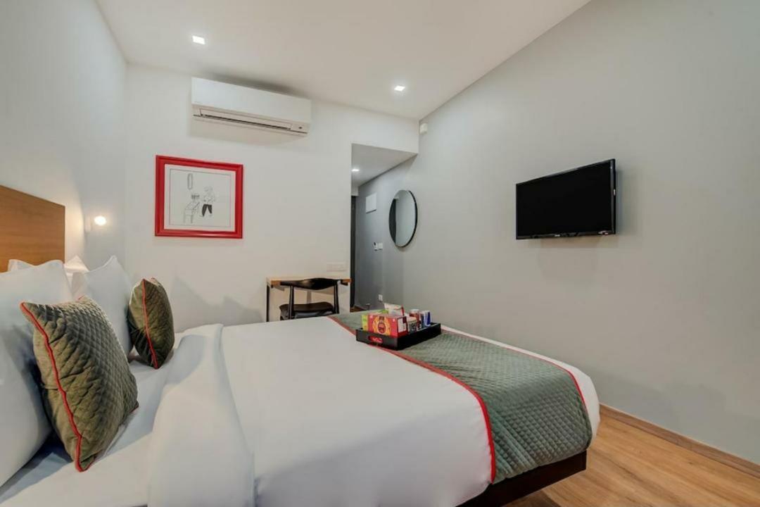 Hotel Town Plaza Pune Eksteriør bilde
